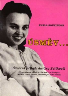 ÚSMĚV...